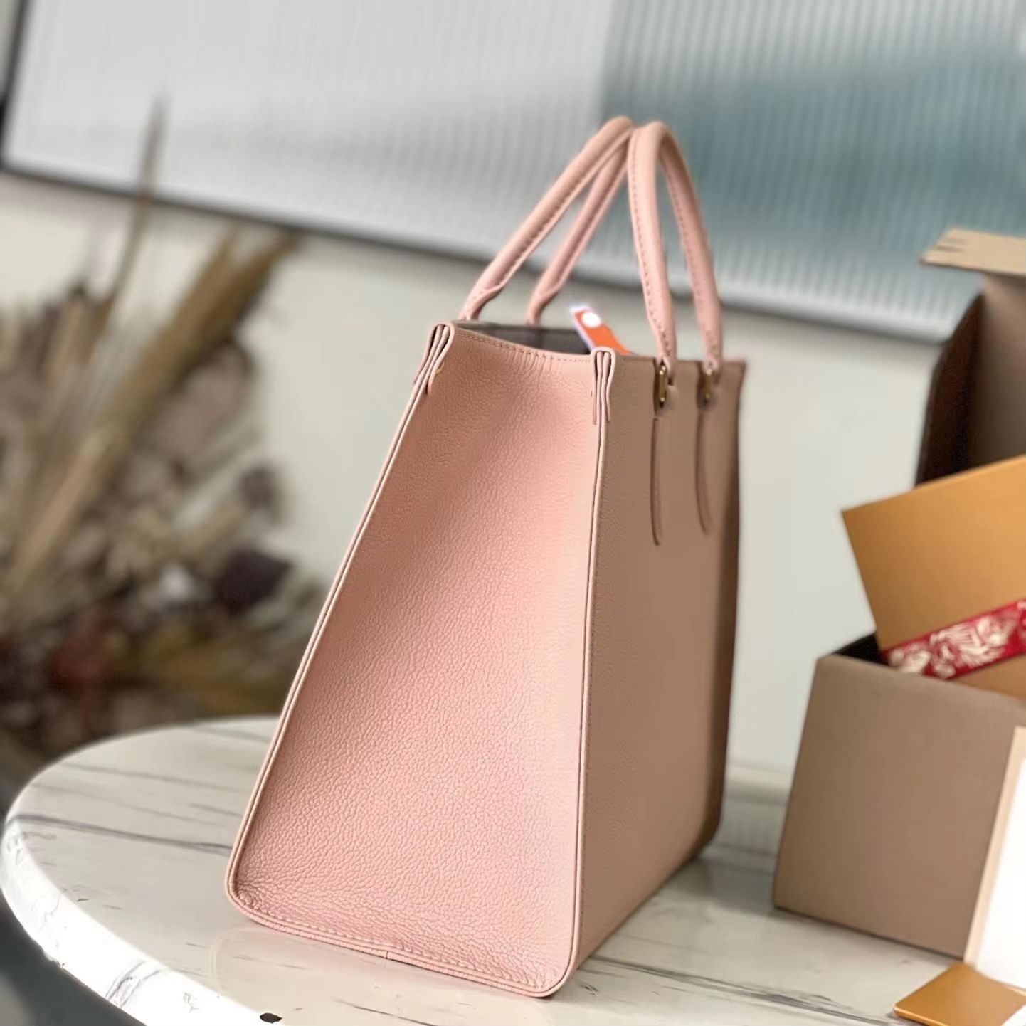 Structured Handbag Top Handle - Blush pink granular leather structured handbag