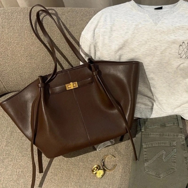Luxury Bags 2026 Trends - 2026 Women's Summer Large Capacity Commuter