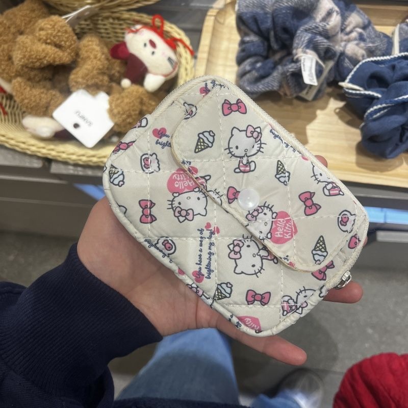 Sanrio New HelloKitty Kawaii A - Luxury Bags Edit 评论和价格