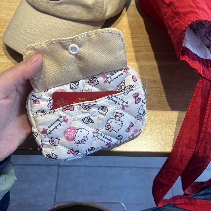 Sanrio New HelloKitty Kawaii A - Luxury Bags Edit 评论和价格