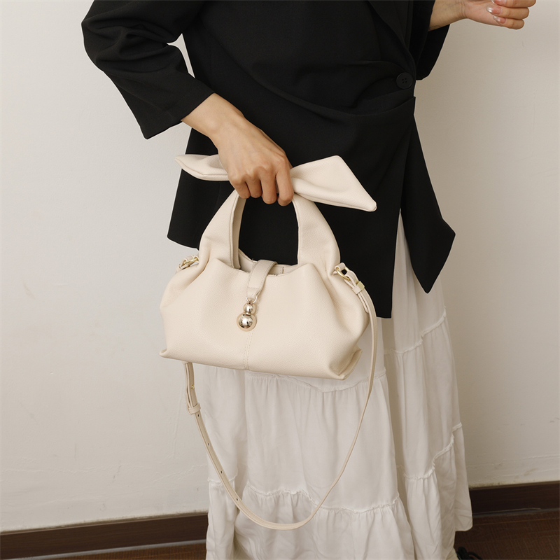 Butterfly Design Luxury Design - Luxury Bags 2026 Trends 评论和价格
