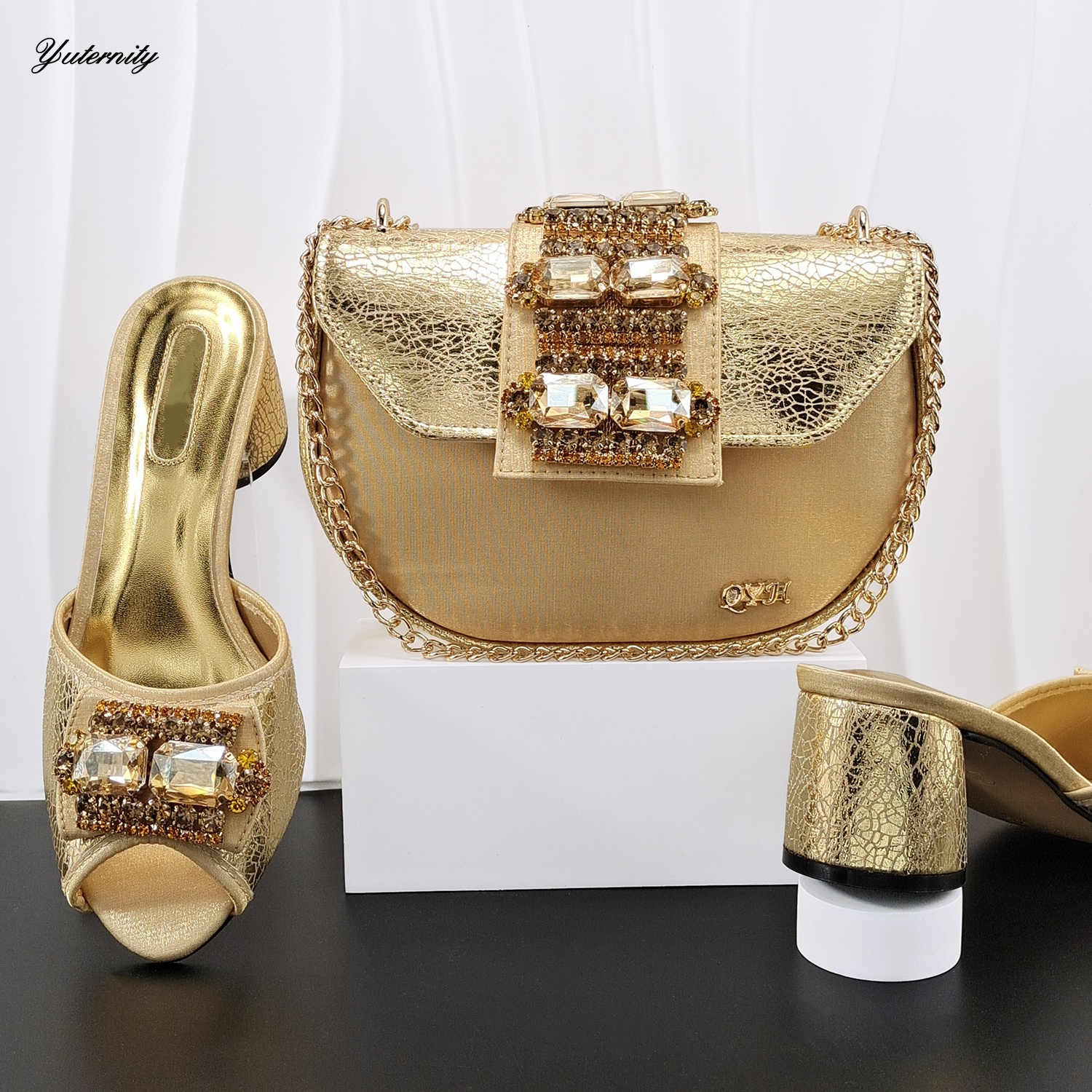 Dubai Rhinestone Luxury Slippe - Luxury Bags In Dubai 评论和价格