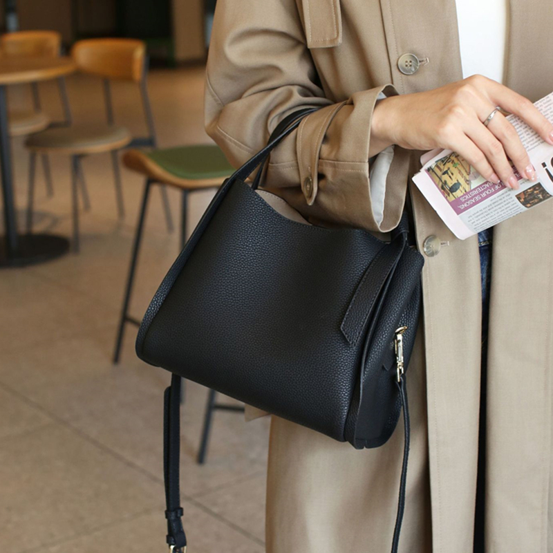 BURMINSA Genuine Pebbled Leath - Structured Handbag Top Handle 评论和价格